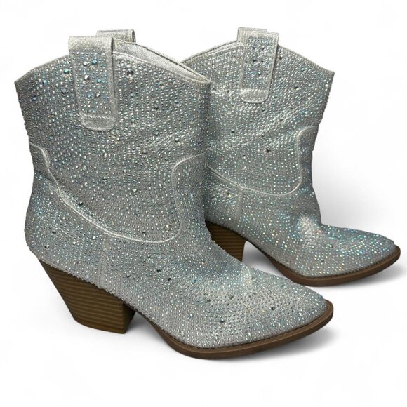 Forever Silver Shoes - Forever Silver Rhinestone Cowboy Boots | Women’s Size 8